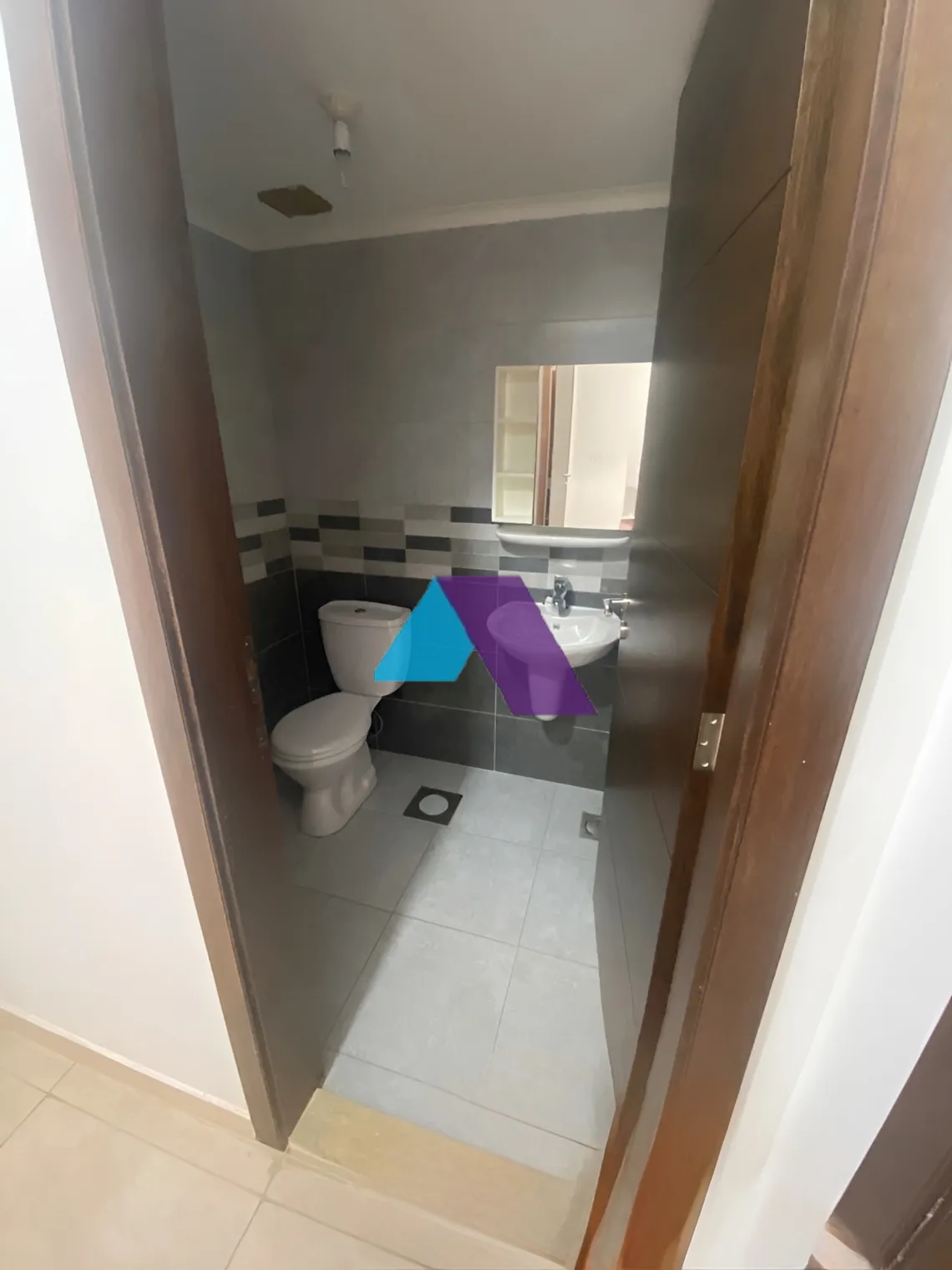 Apartment for rent in Halat