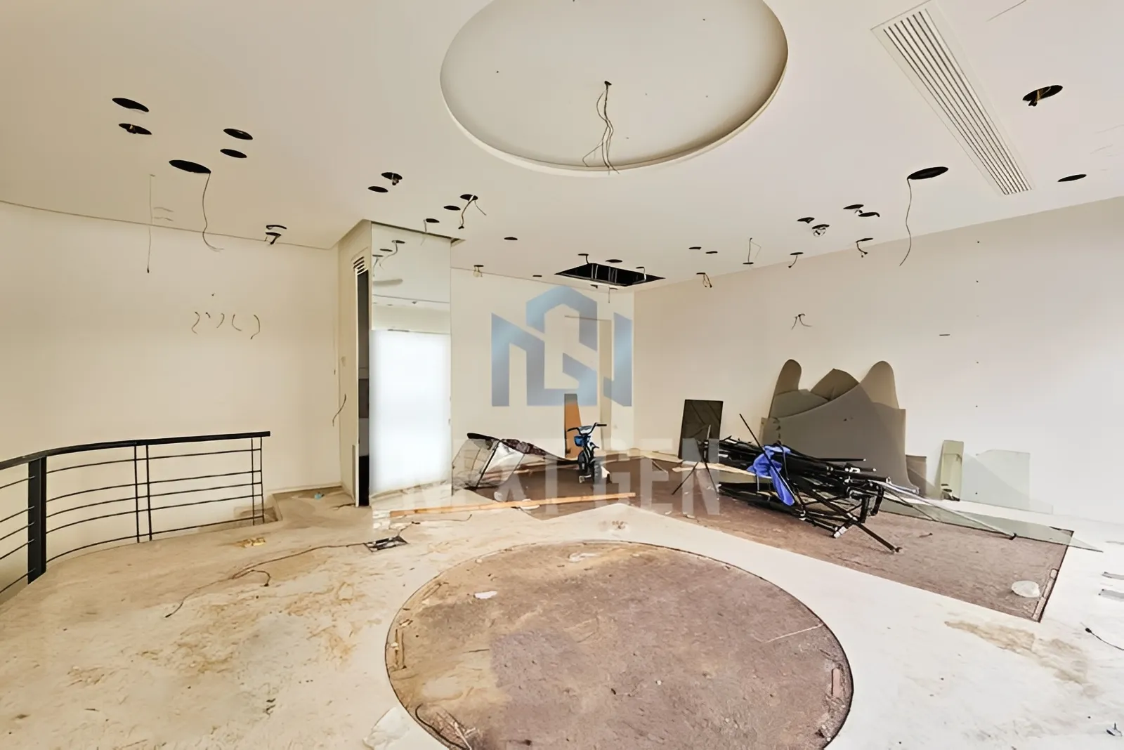 Shop for Rent in Downtown