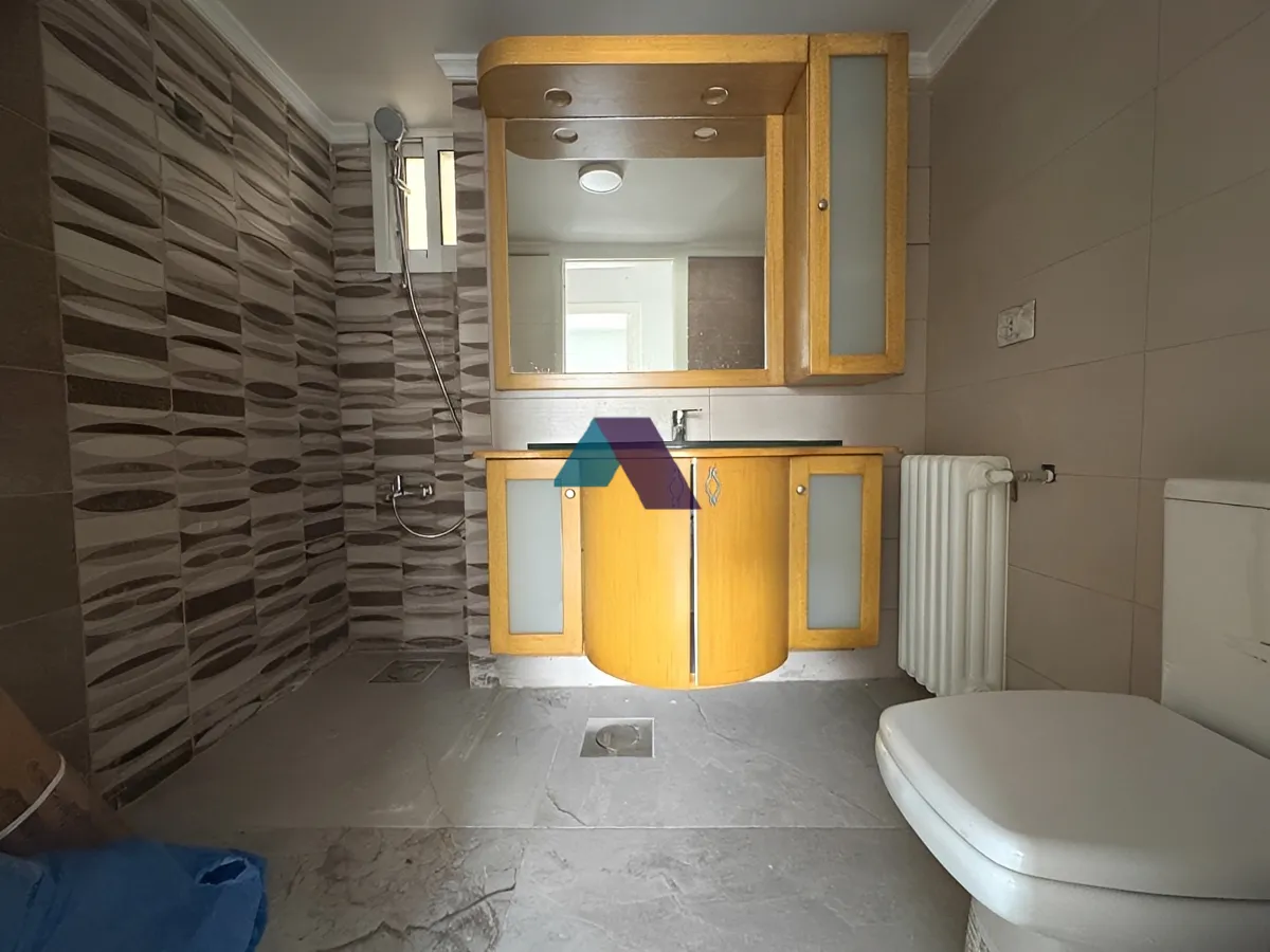 Apartment for Sale in Zalqa - 3 bed, 2 bath