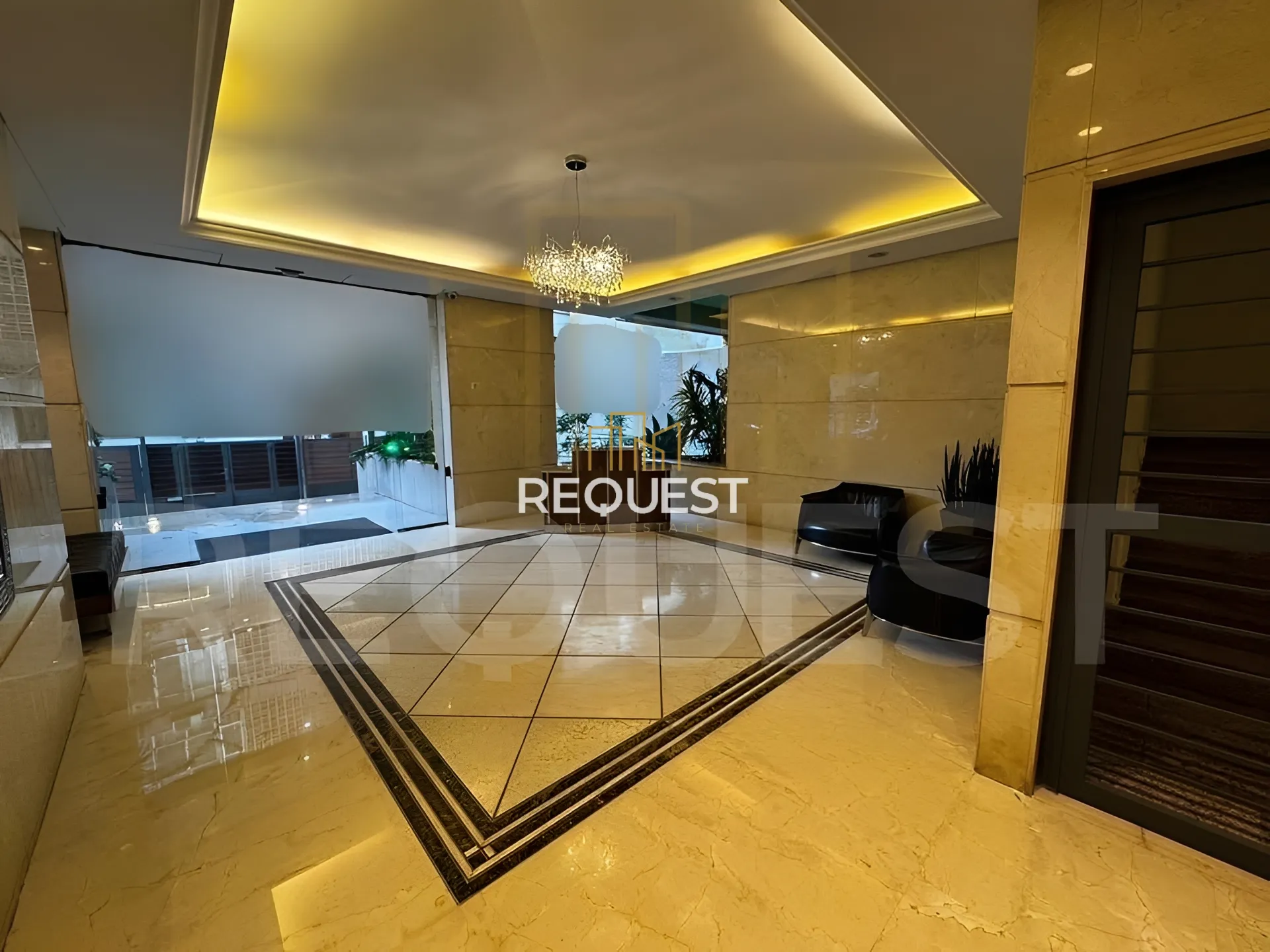 Apartment for rent in Ain el-mreisseh, beirut, lebanon