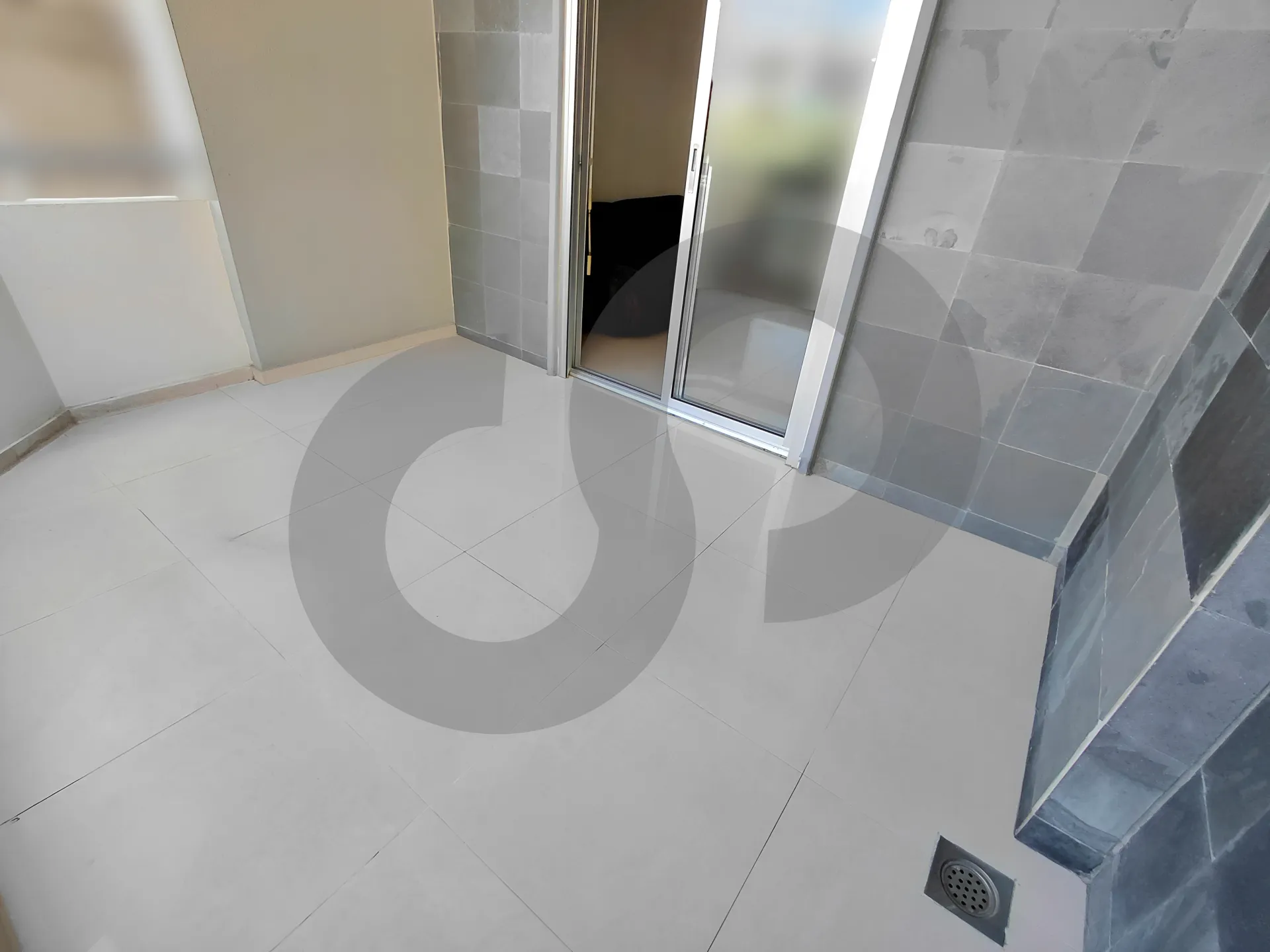 Apartment for Rent in Jdeideh - 3 bed, 2 bath
