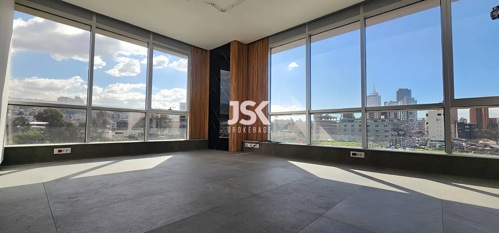 Office for Rent in Dekwaneh