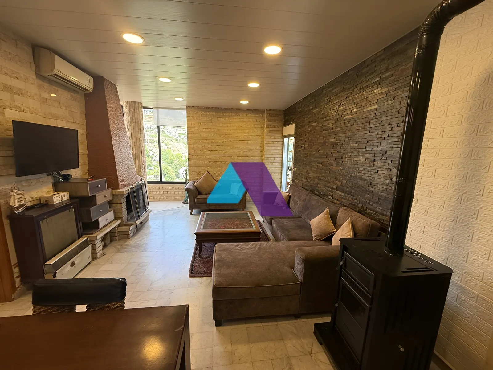 Chalet for Sale in Faitroun - 1 bed, 1 bath