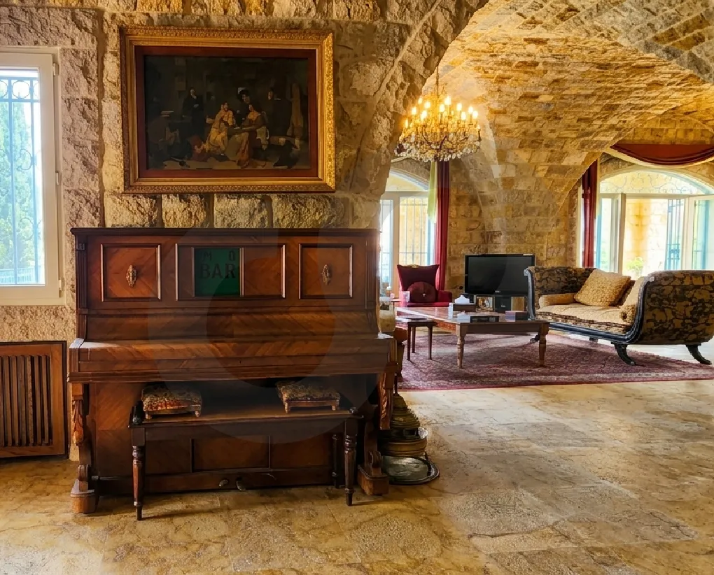 Villa for Sale in Beit Chabeb