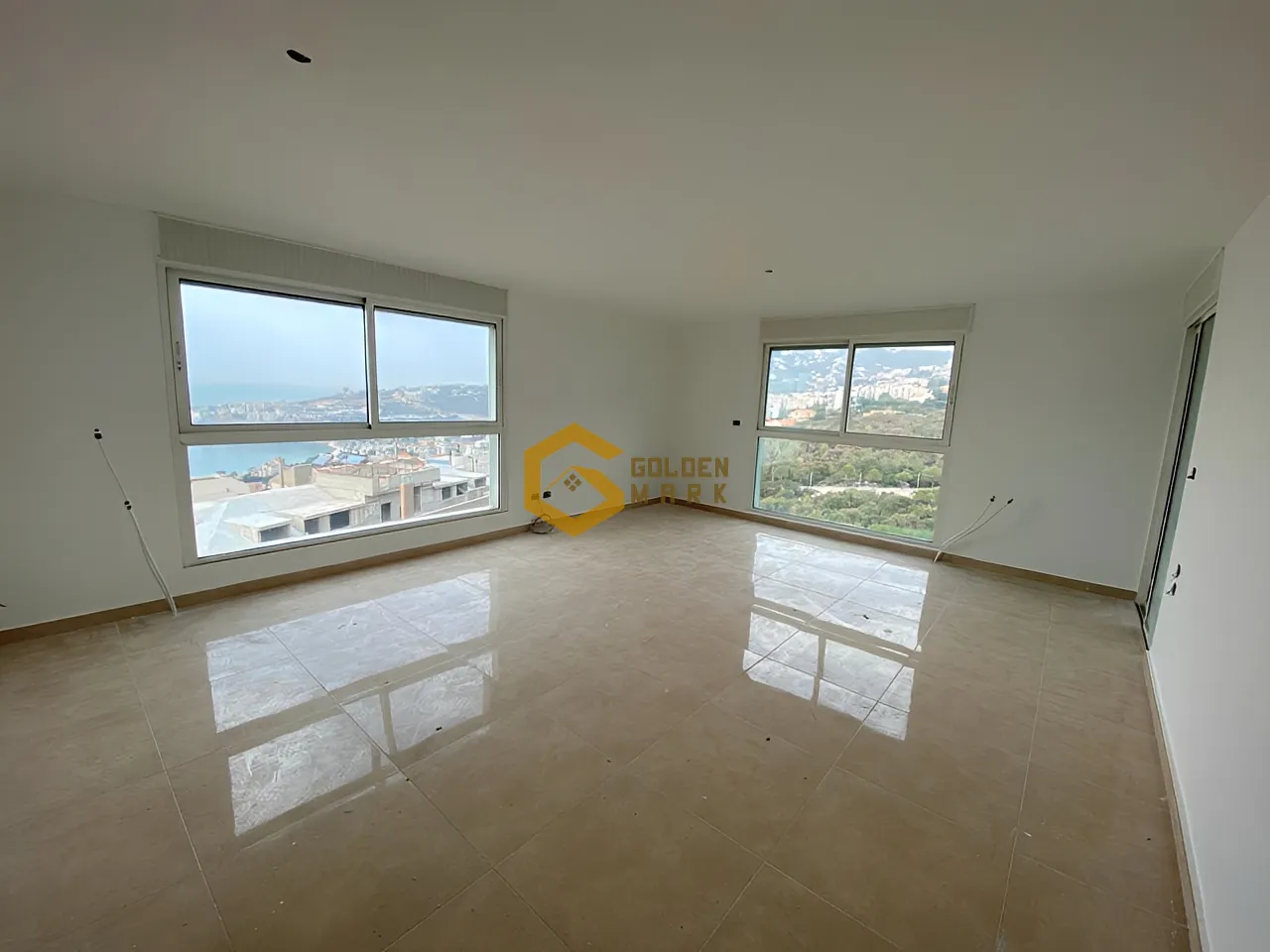 Triplex for Sale in Sahel Aalma