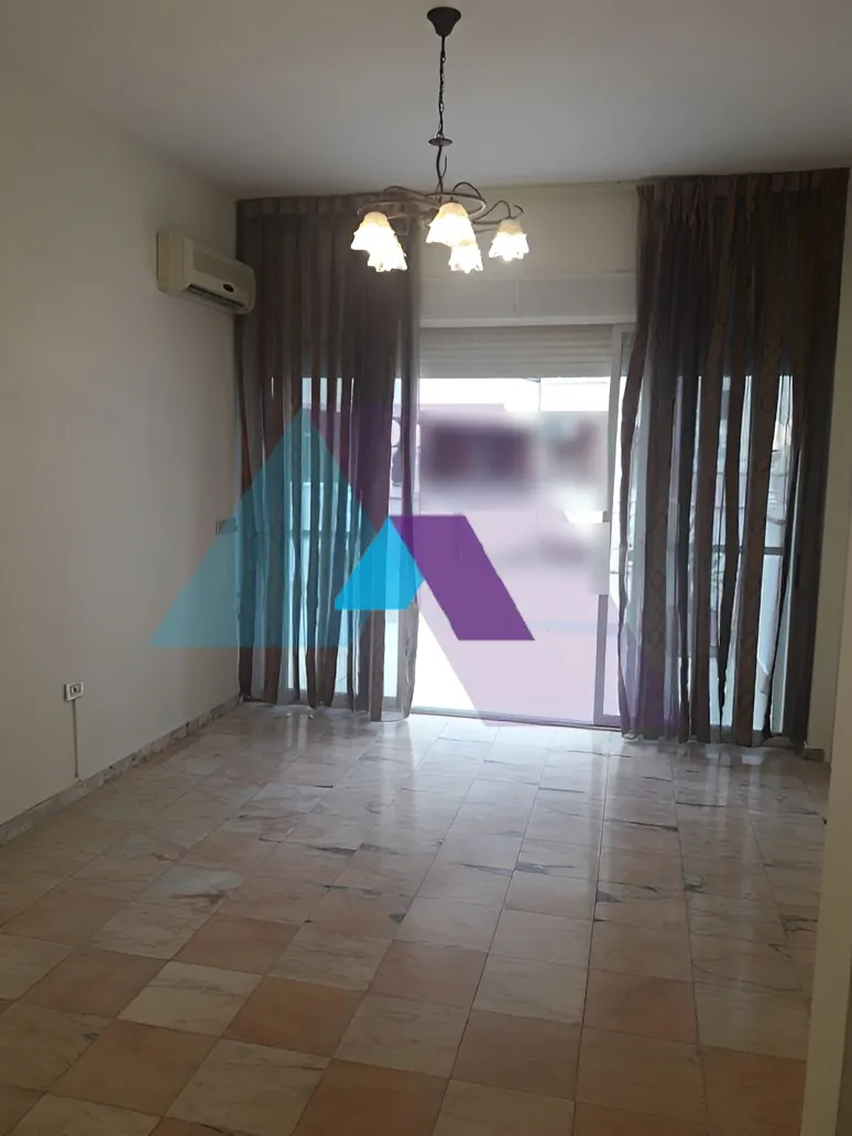 Apartment for Sale in Ballouneh