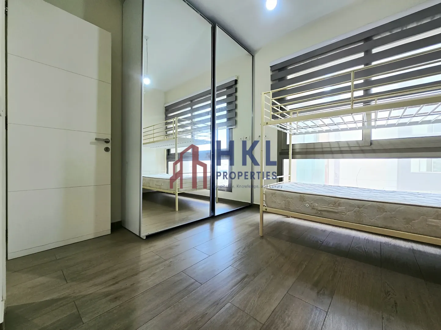 Apartment for rent in Ain Al Mraiseh