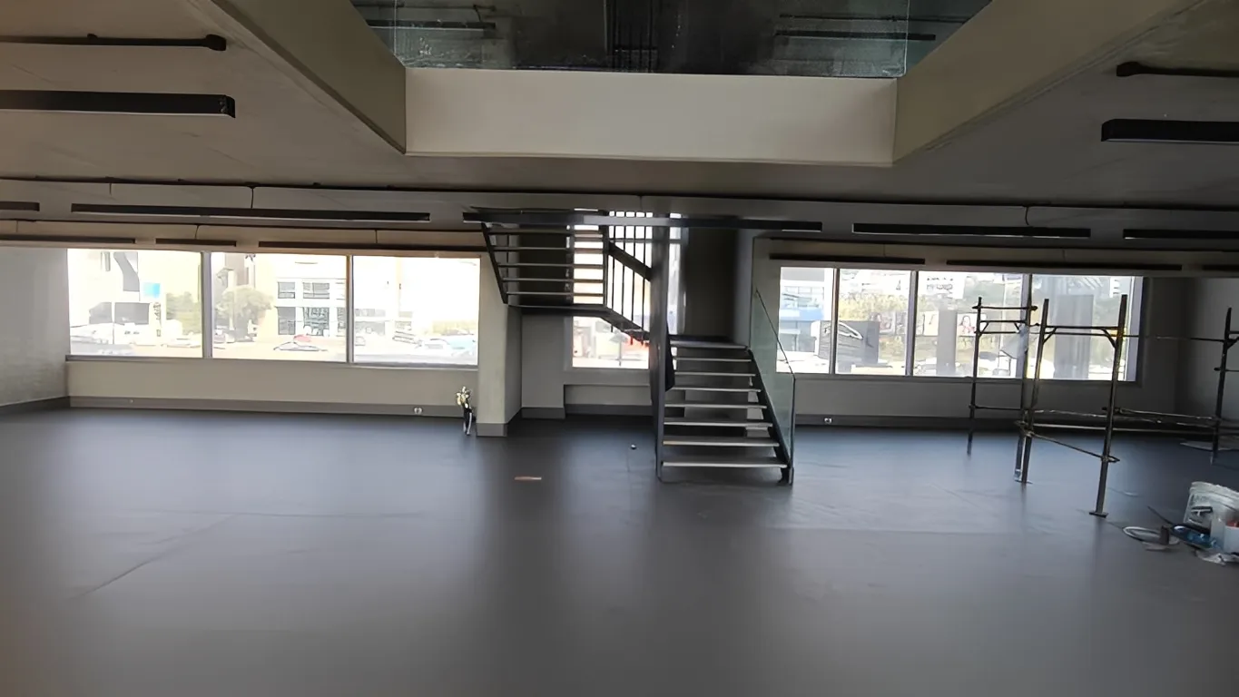 Commercial Property For Rent in Metn