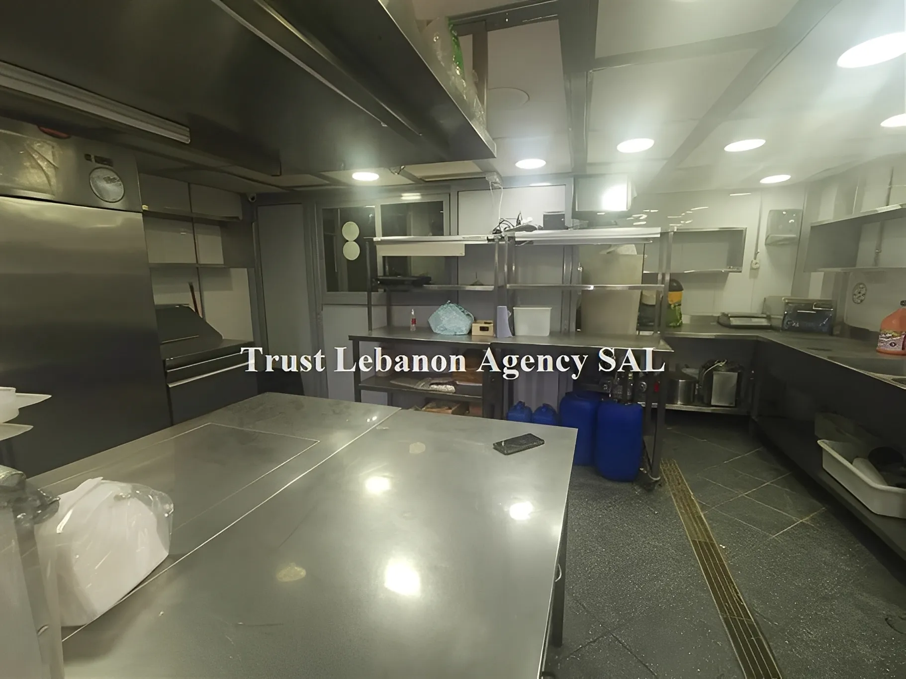 Commercial Property For Sale in Metn, Nahr El Mott