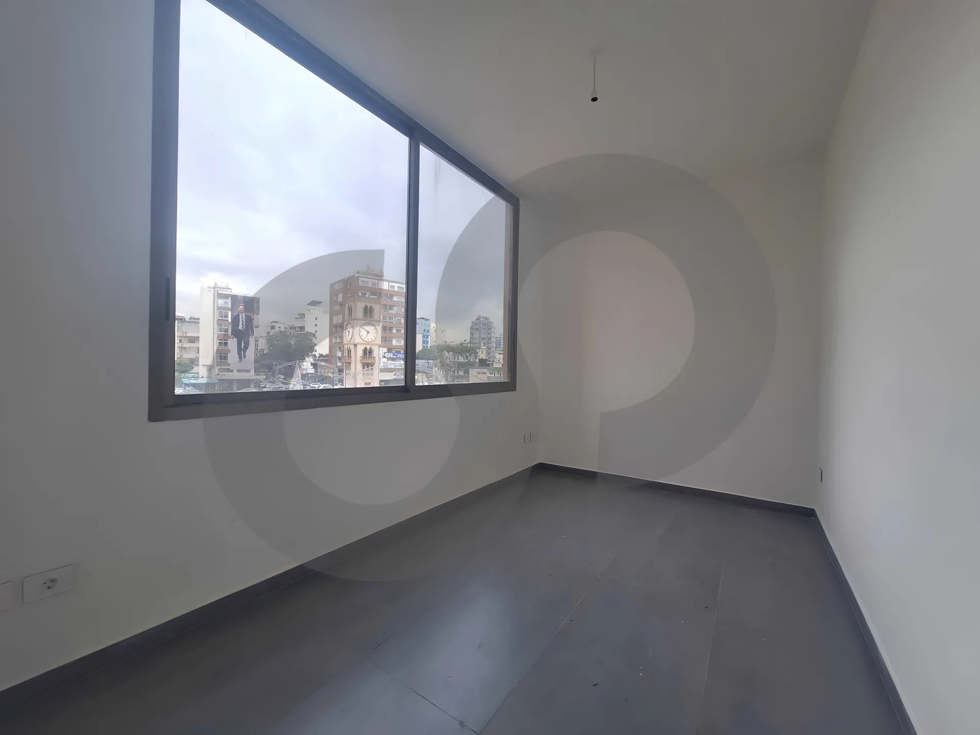Building for Rent in Jdeideh
