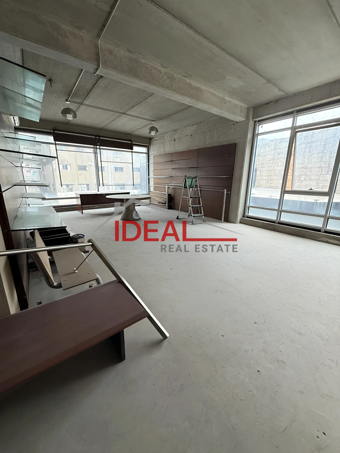 Office for rent in Dbayeh, Lebanon