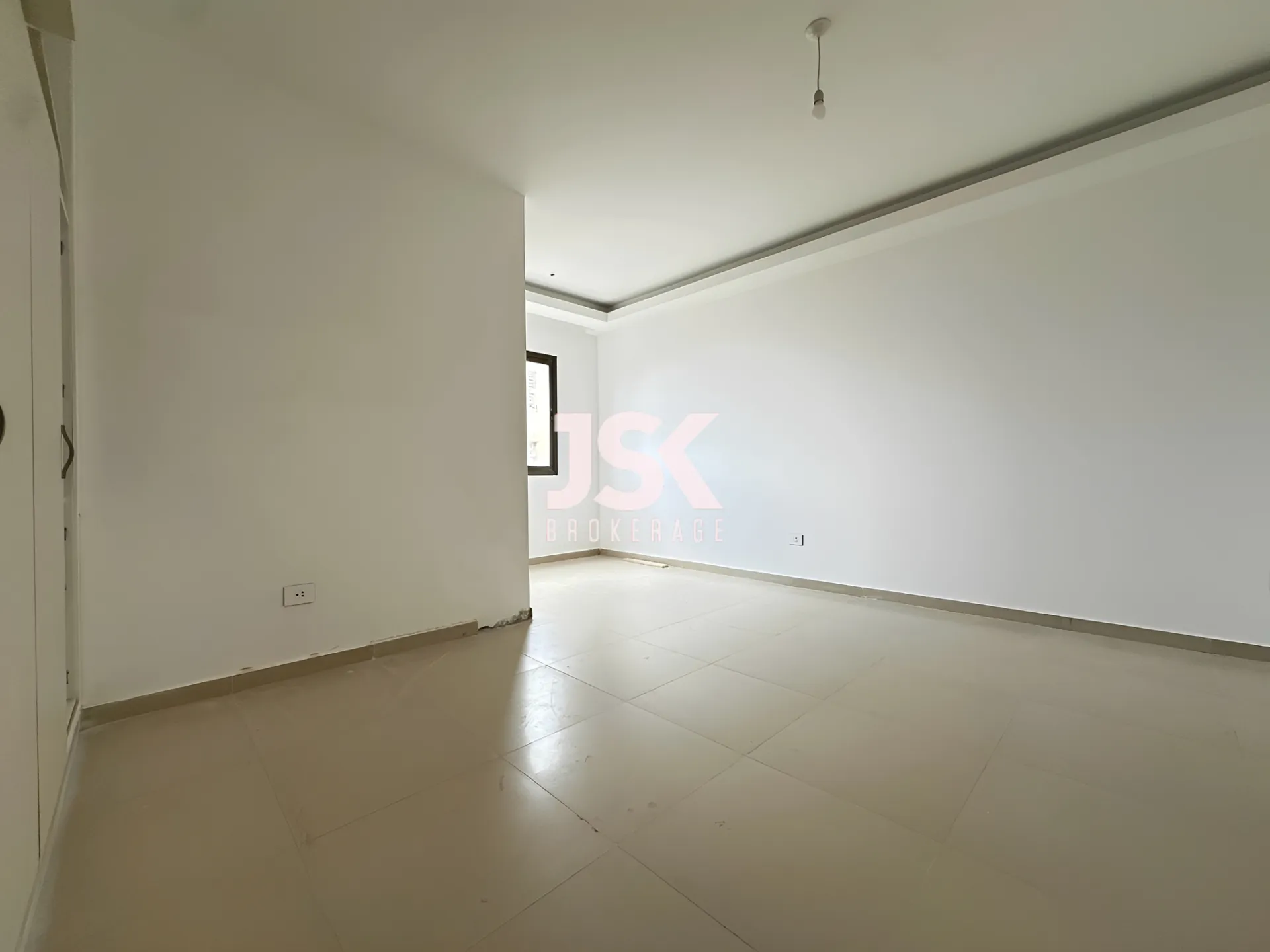 Apartment for Sale in Ain Saadeh