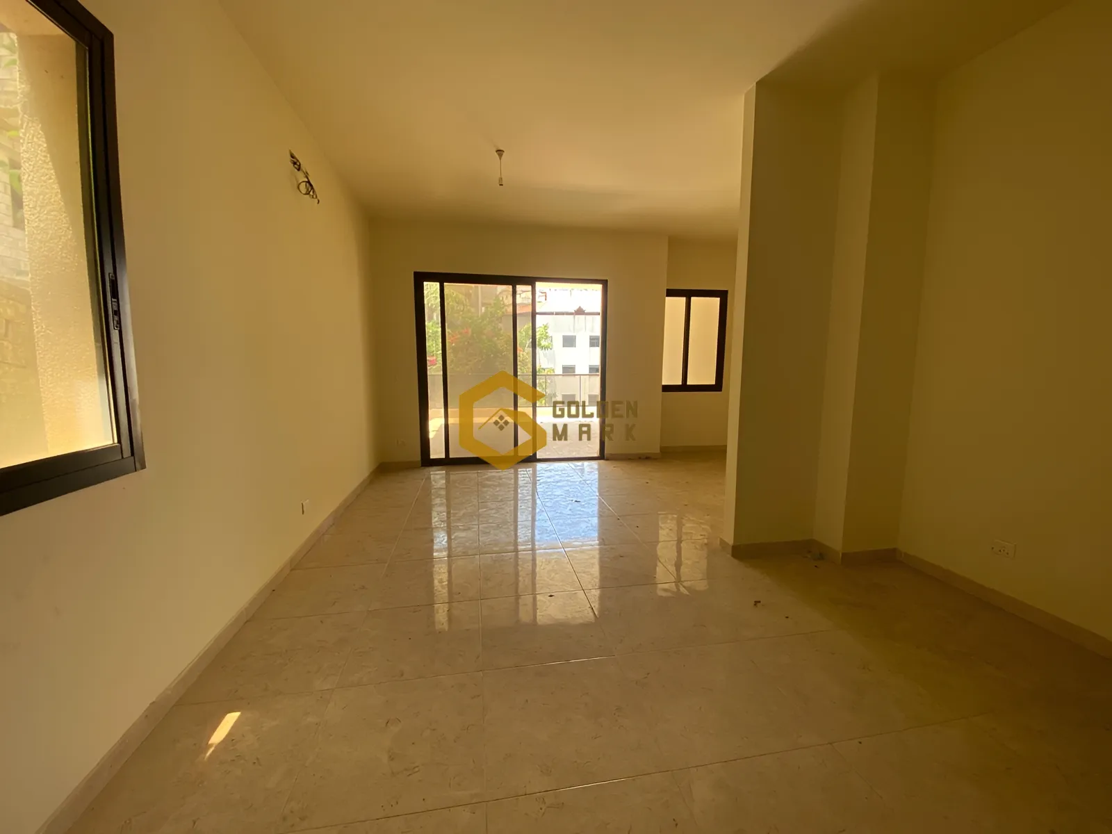Apartment for Sale in Zouk Mosbeh - 2 bed, 2 bath