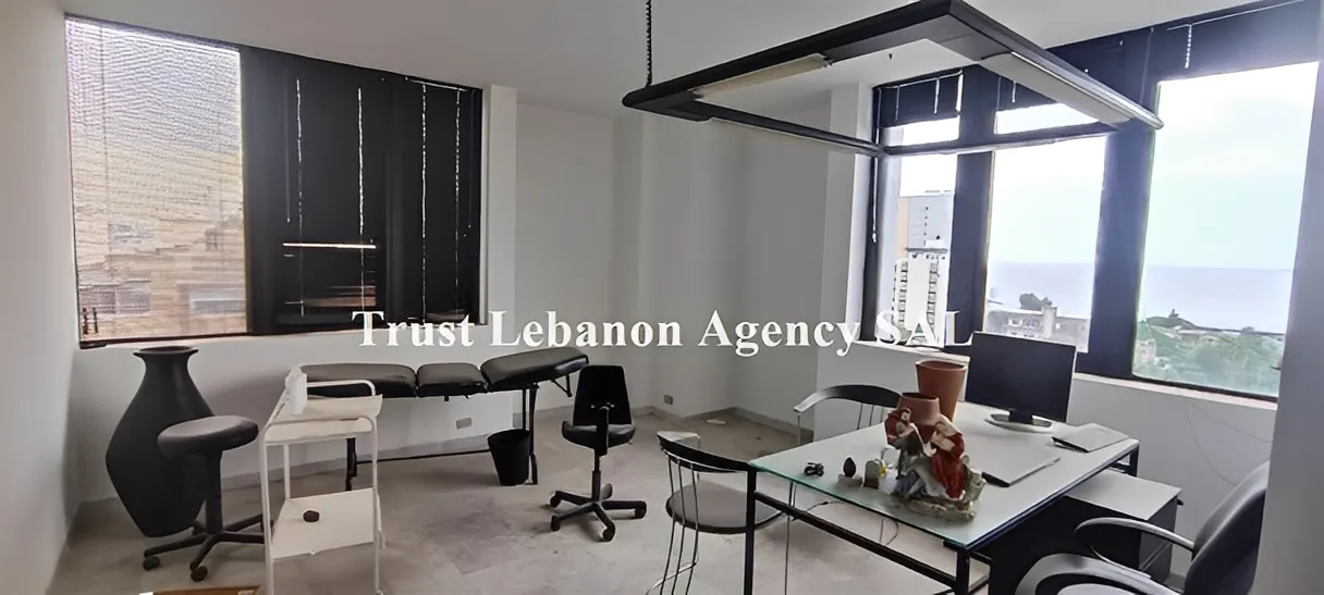 Office for rent in Metn, Antelias