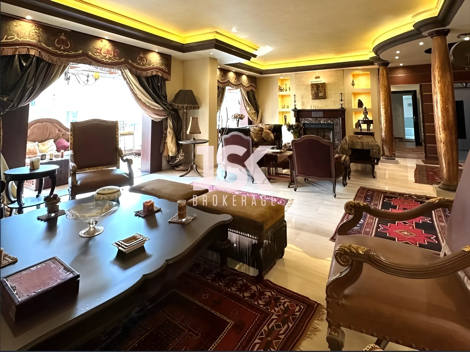 Apartment for Sale in Caree d'or, Achrafieh, Beirut, Lebanon - 3 bed, 4 bath
