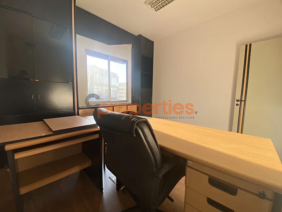 Office for Rent in Zalqa