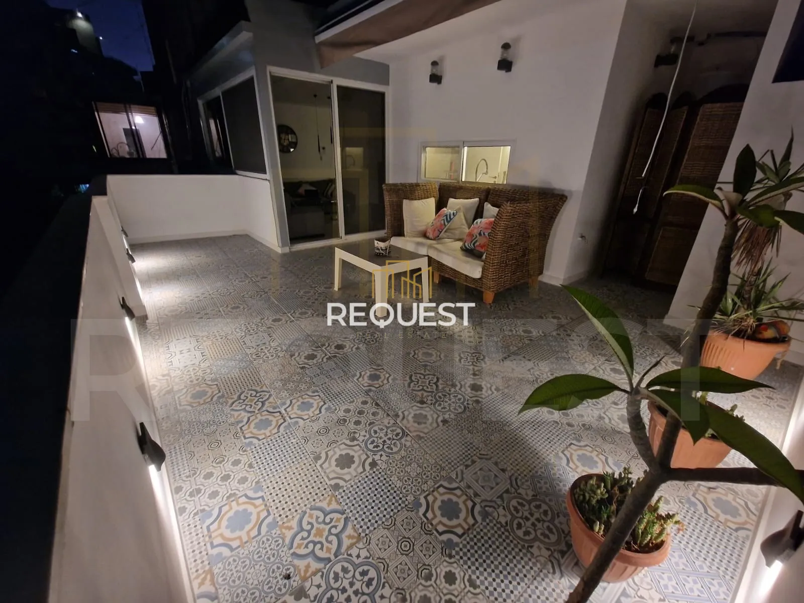 Apartment for rent in Achrafieh, beirut, lebanon