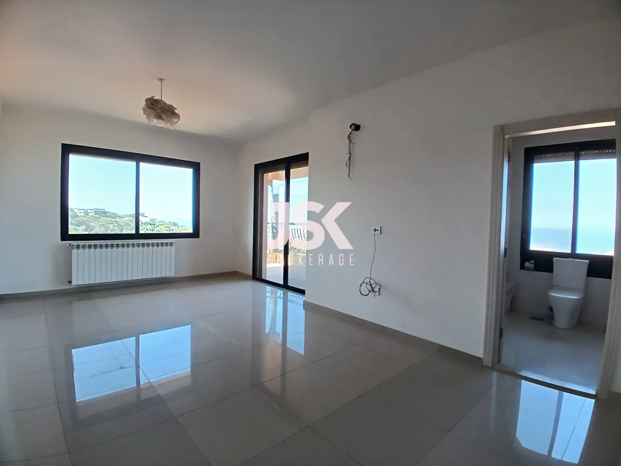 Apartment for Rent in Ain Saadeh