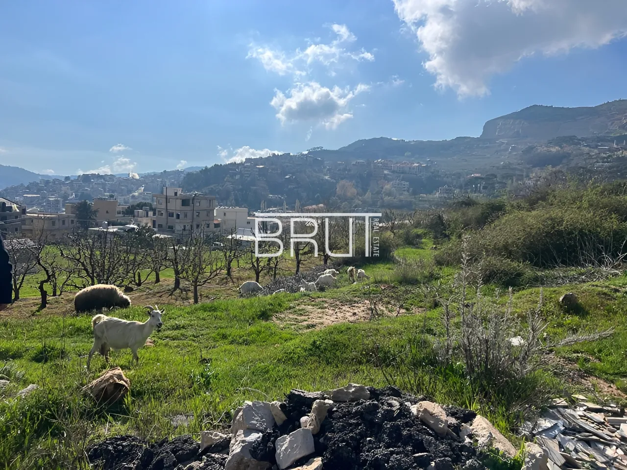 Land for Sale in Hrajel