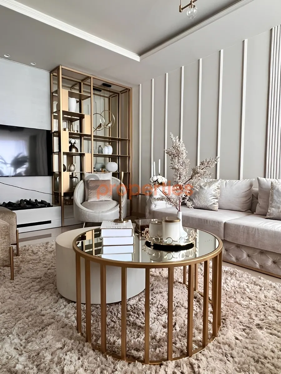Apartment for Sale in Mazra'a - 3 bed, 2 bath