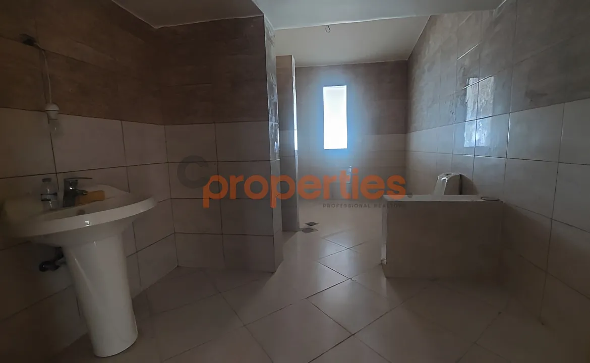 Apartment for Sale in Qlayaat