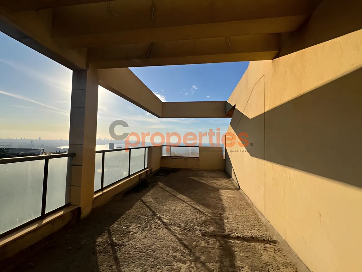 Duplex for Sale in Naqqache