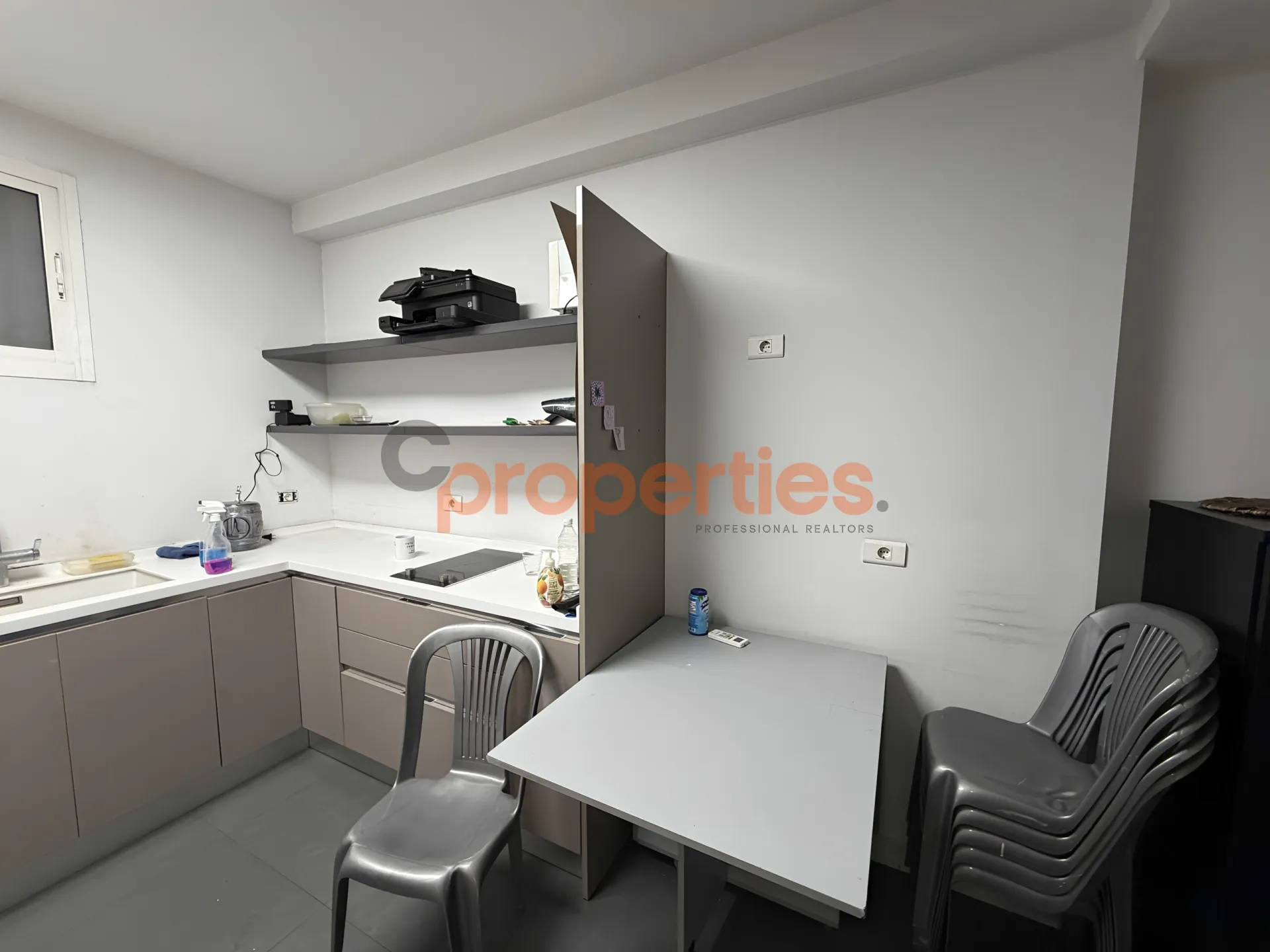 Office for Rent in Achrafieh