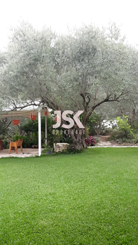 Villa for Sale in Yahchouch, Lebanon - 3 bed, 3 bath