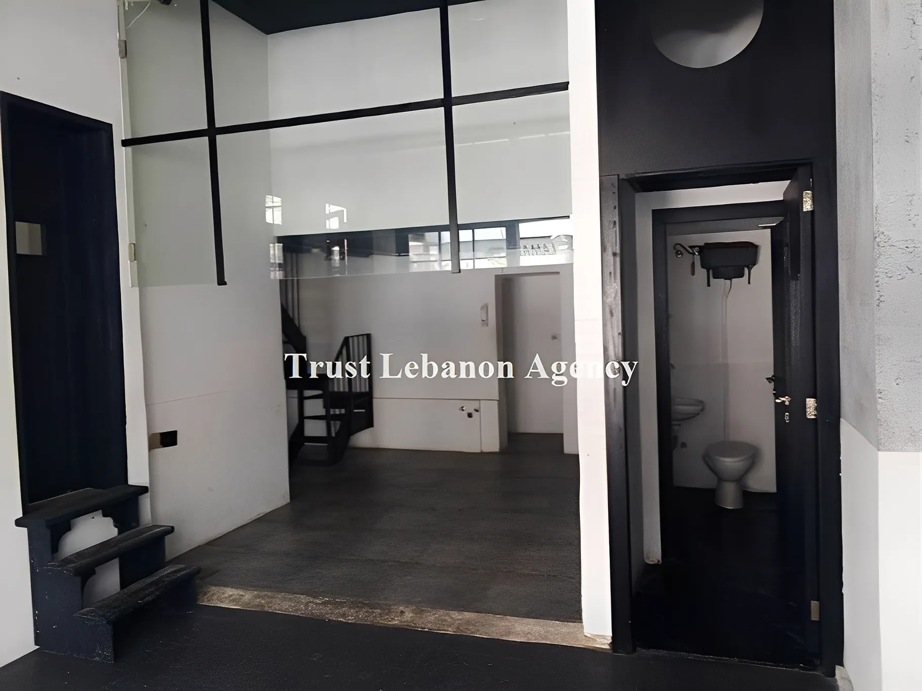 Shop for rent in Beirut, Hamra