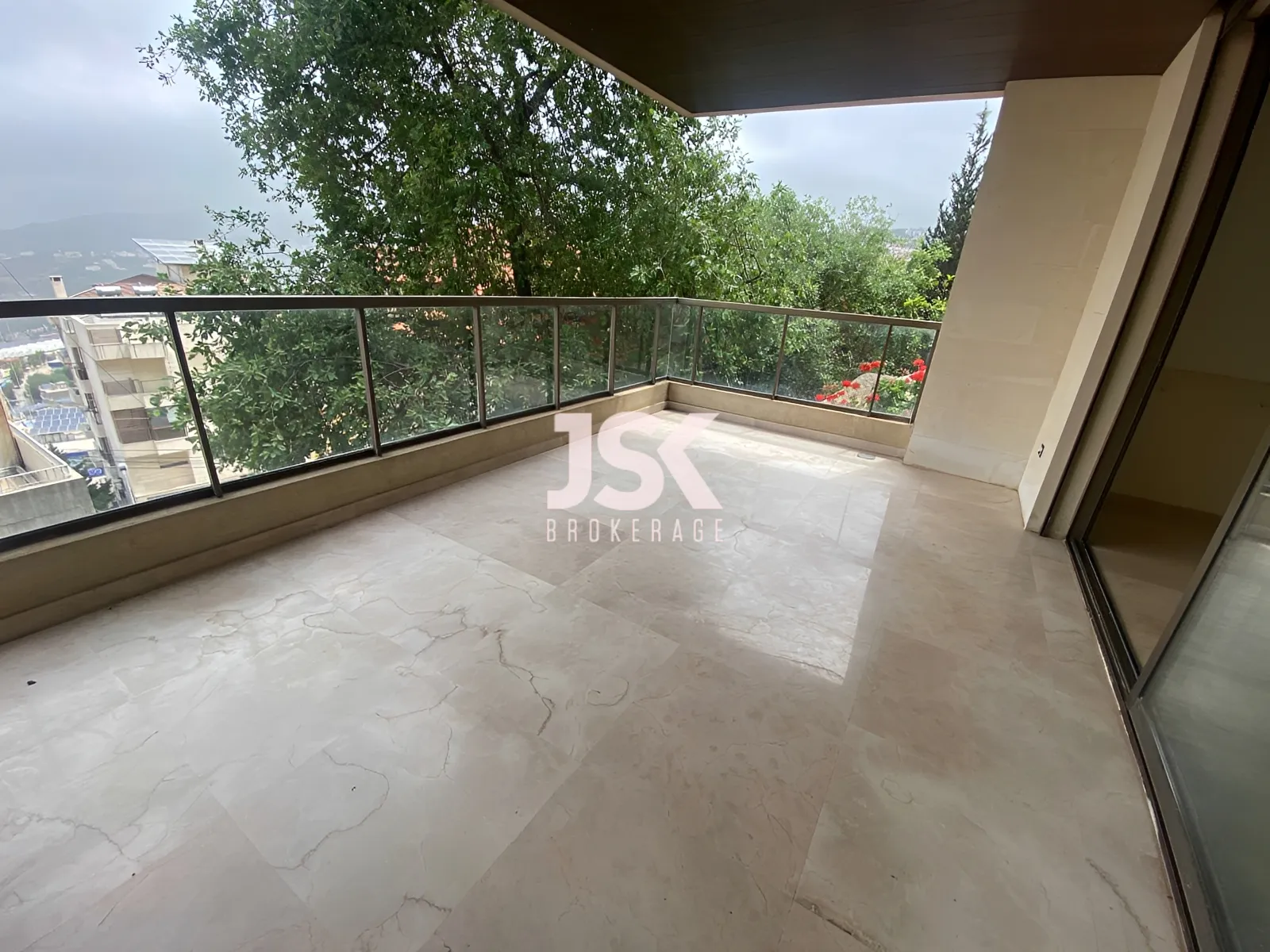 Apartment for Rent in Elissar