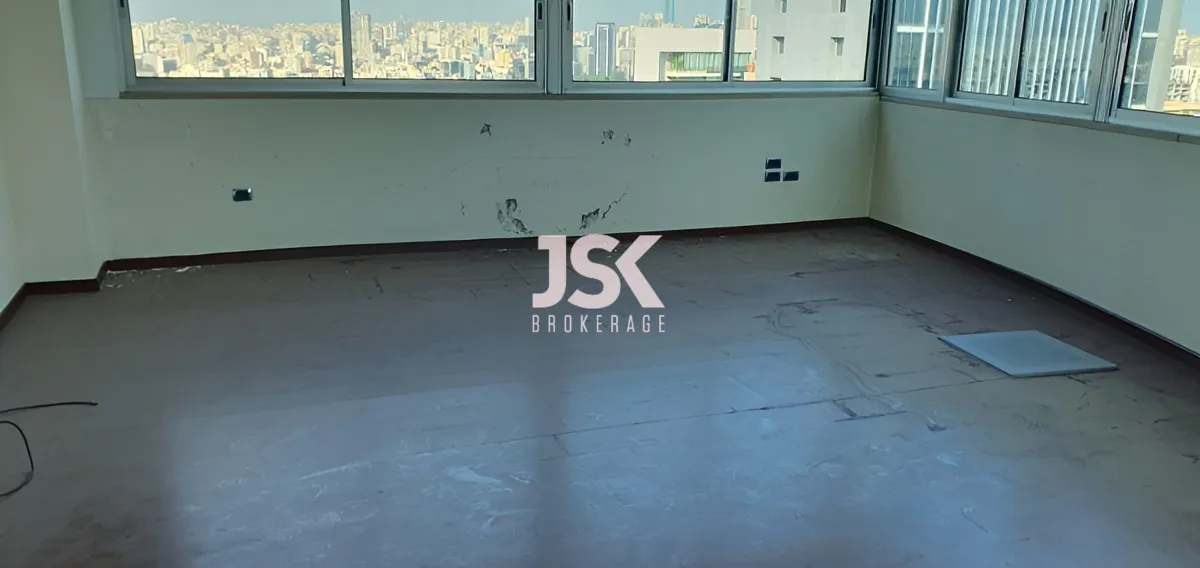 Office for rent in Sin El Fil