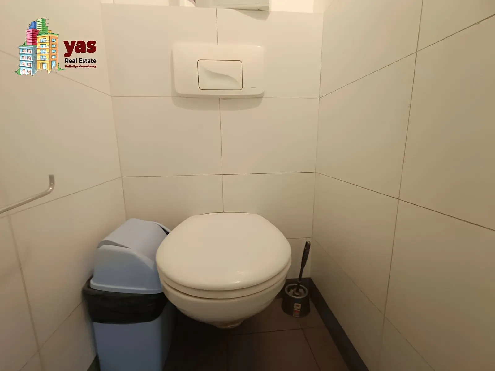 Office for rent in Daoura