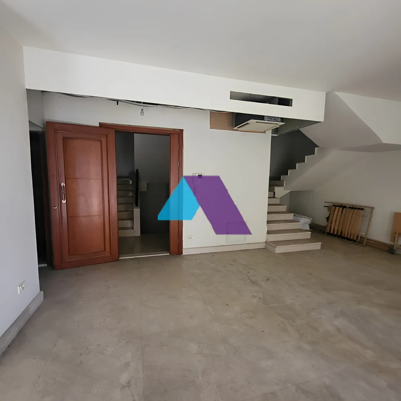 Apartment for Sale in Sassine - 3 bed, 4 bath