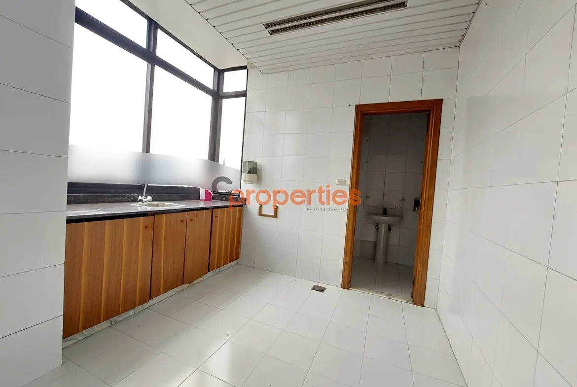 Office for Rent in Zalqa