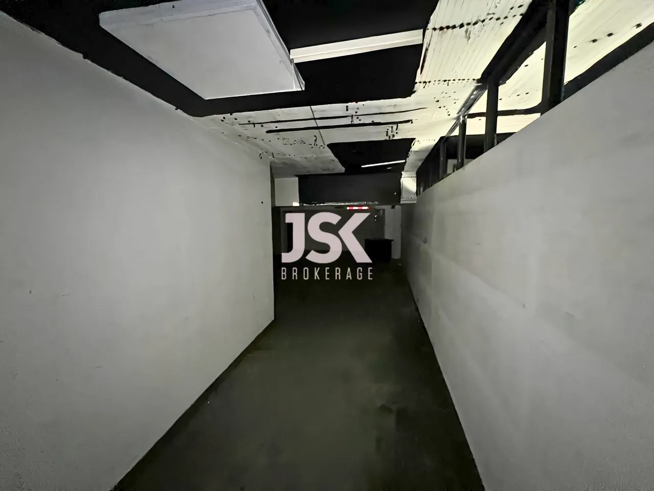 Shop for Rent in Achrafieh