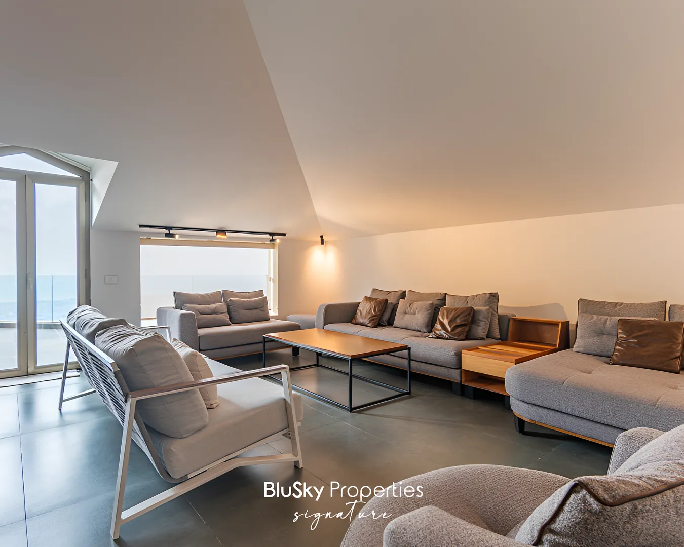 Duplex for sale in Beit Meri