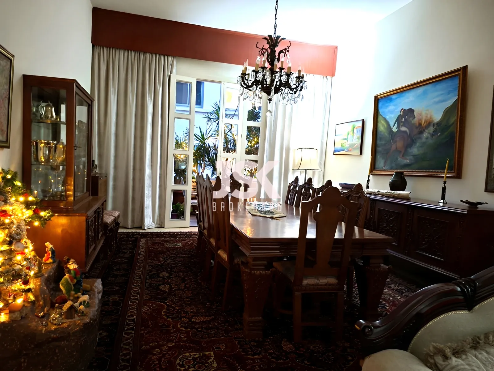 Building for Rent in Gemmayzeh
