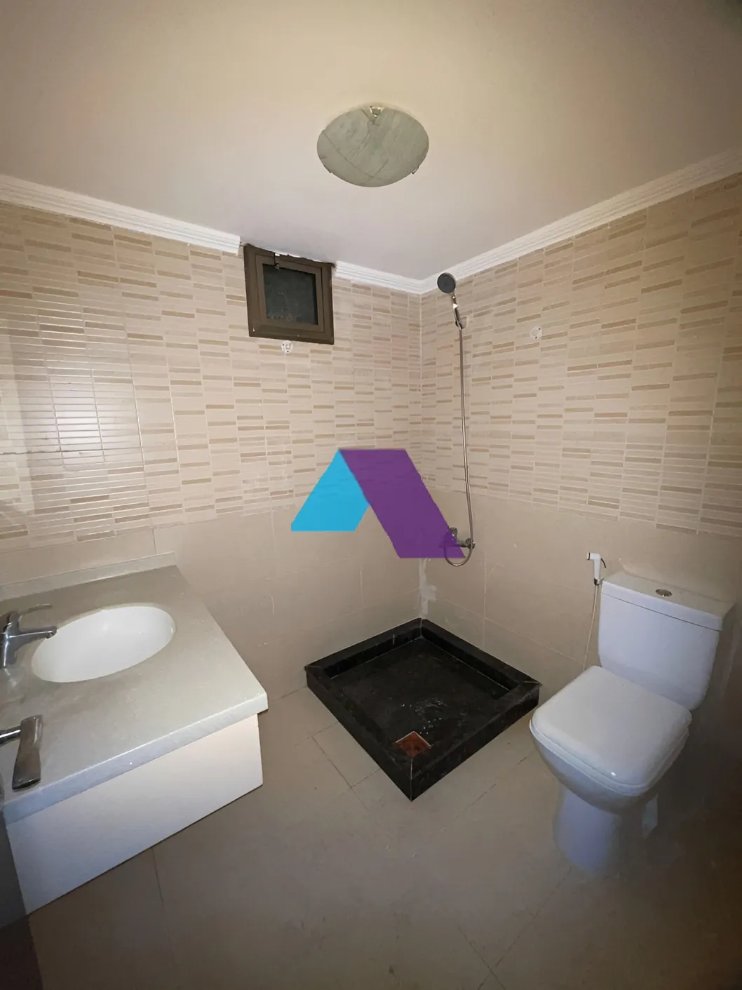 Apartment for Sale in Dawhet Aramoun
