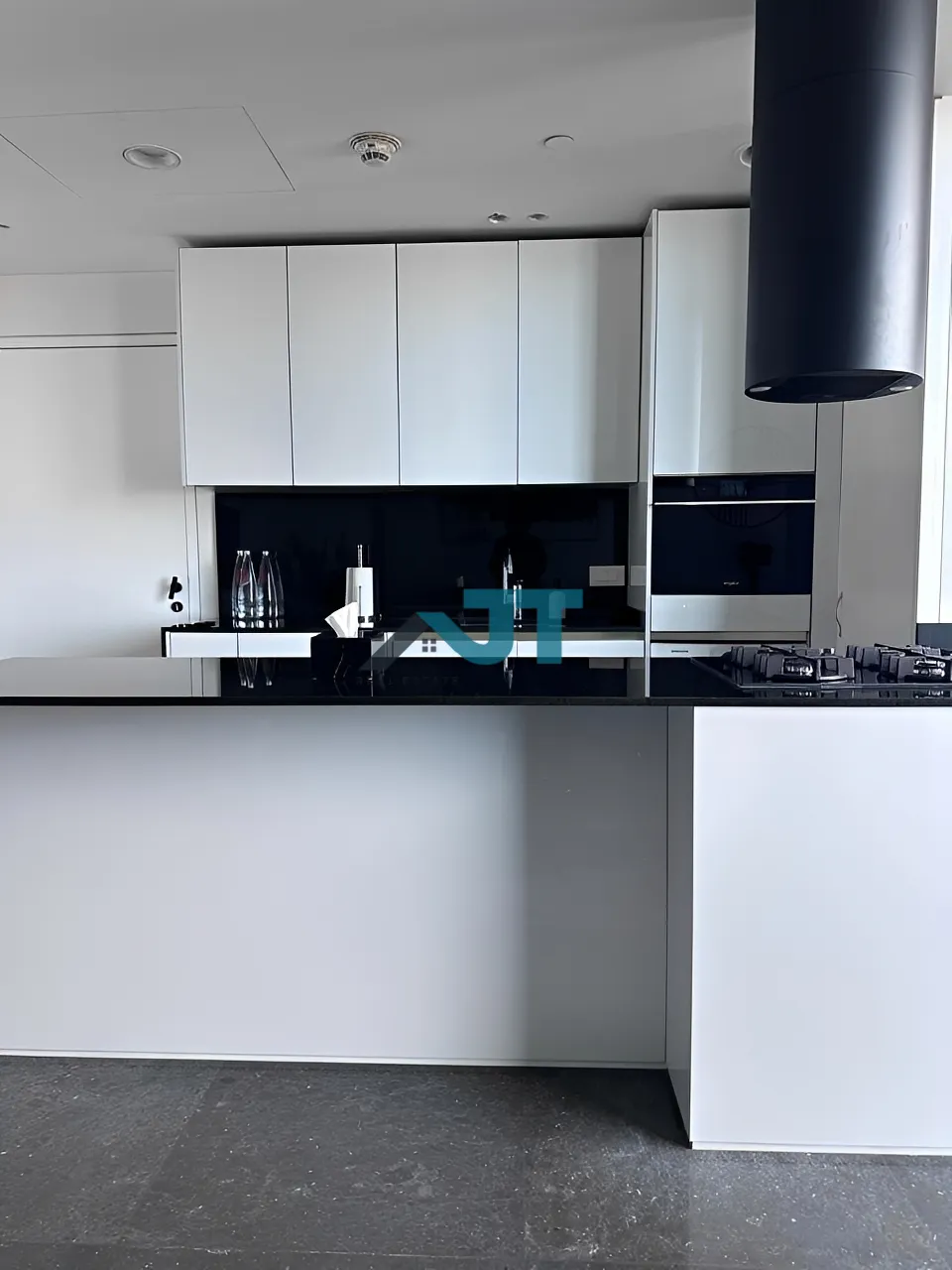 Apartment for rent in Saifi village, beirut, lebanon