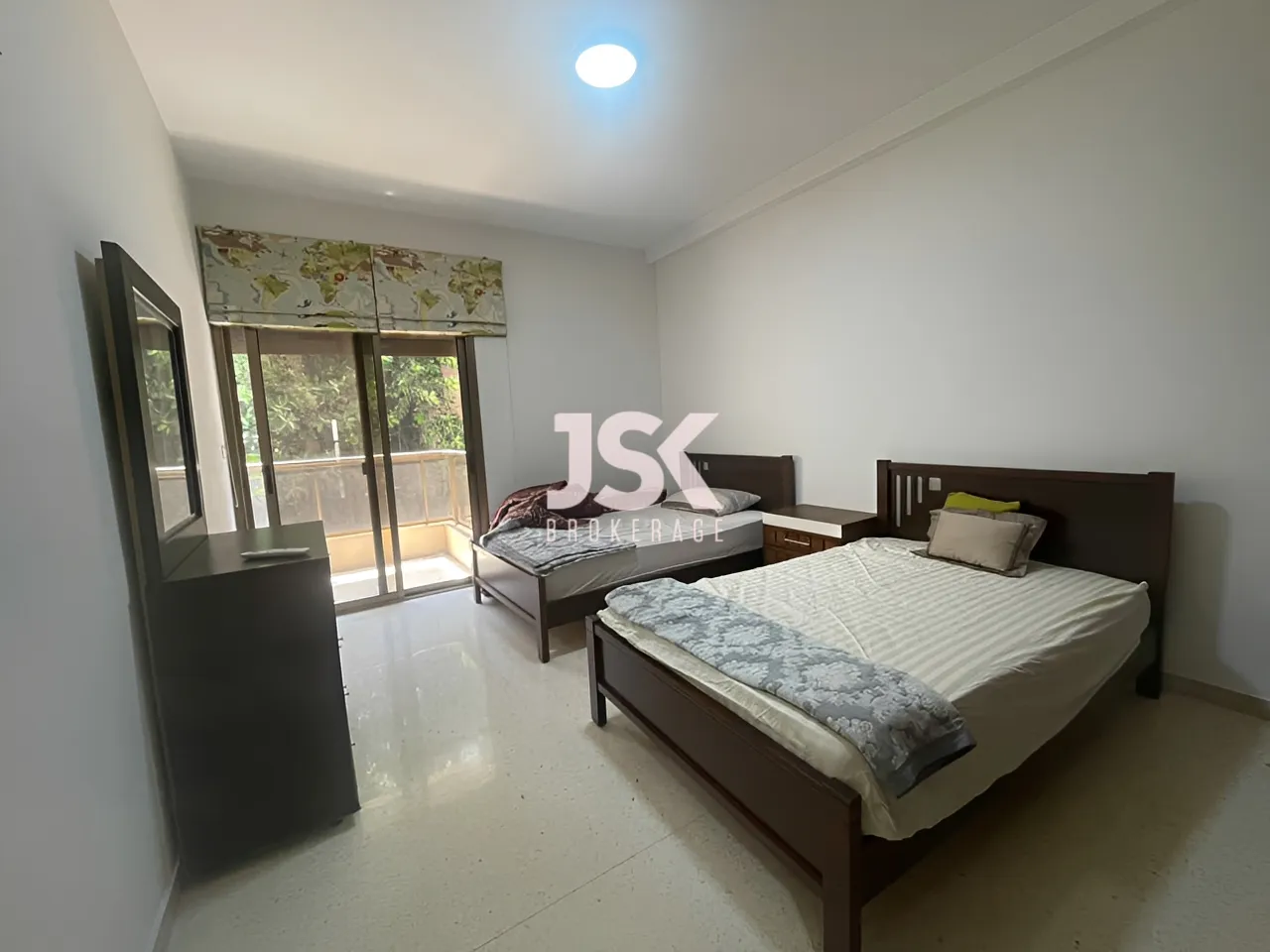 Apartment for Sale in Ain Al Mraiseh