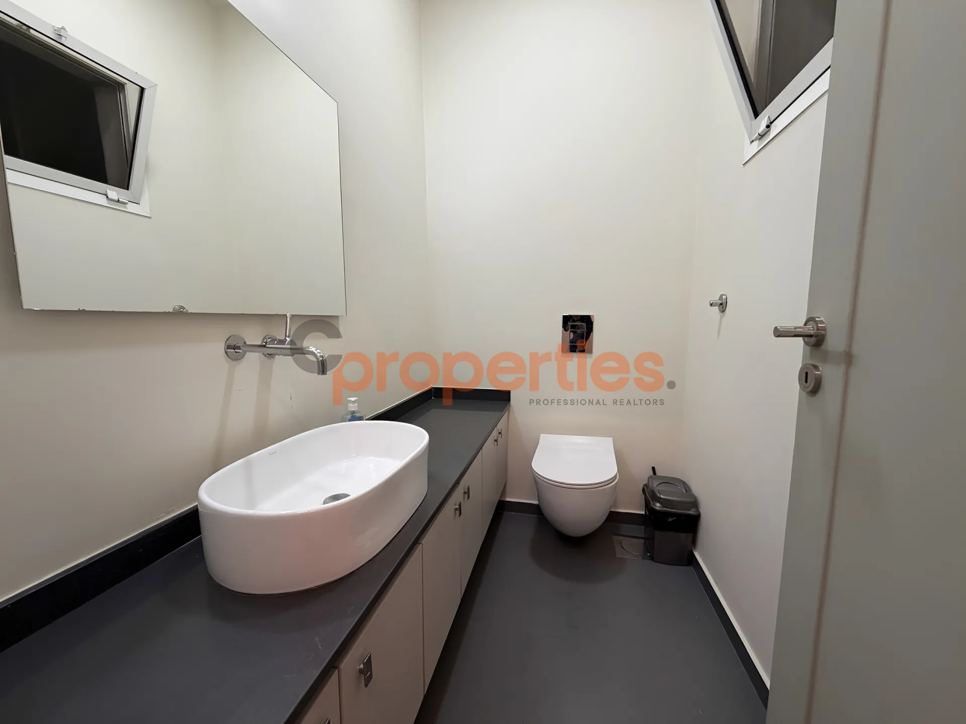 Office for Rent in Saifi Village