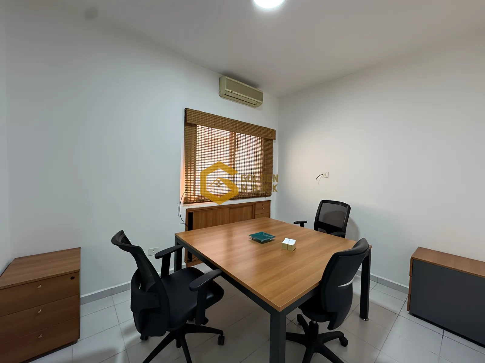Office for rent in Baouchriyeh
