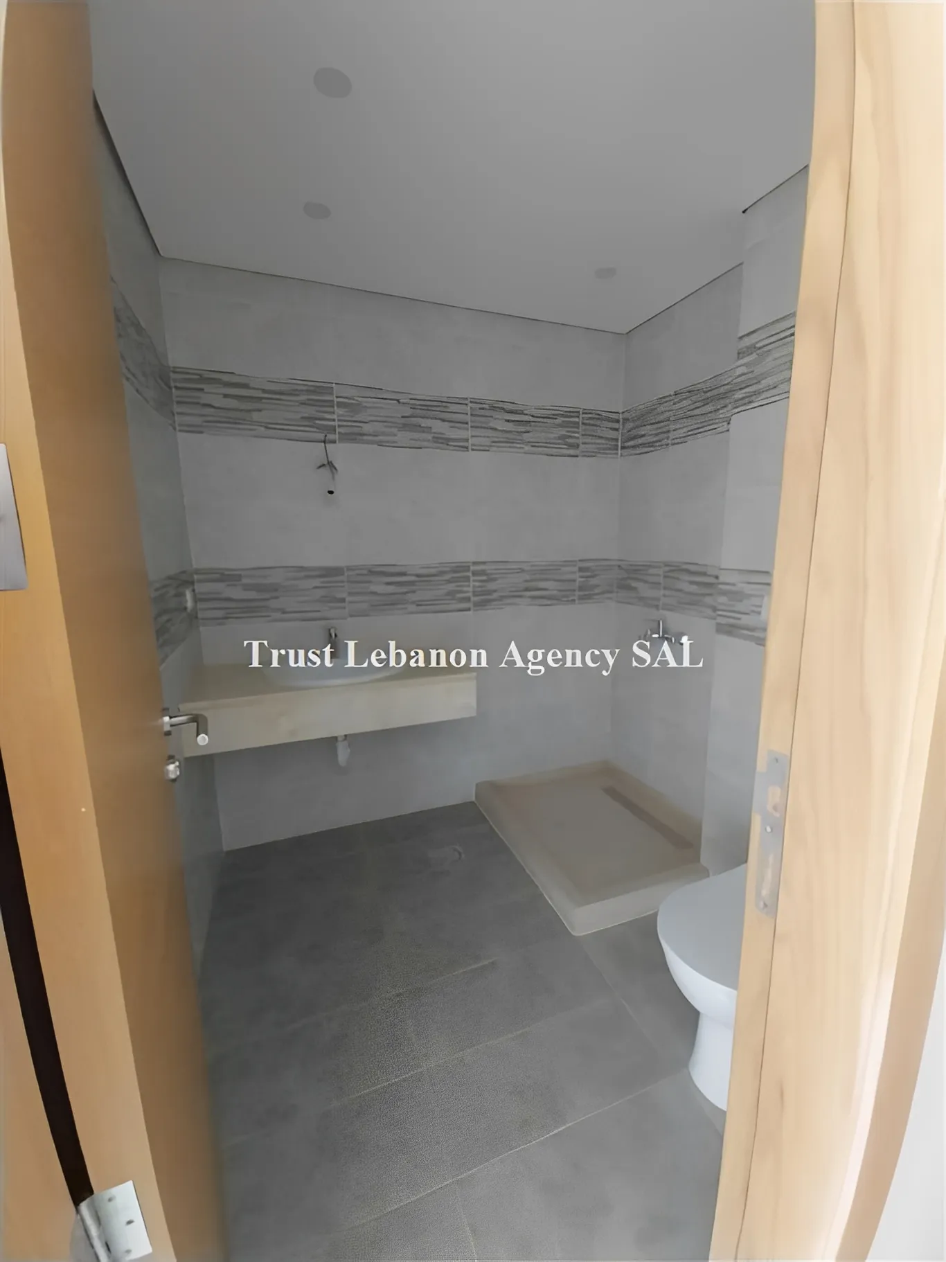 Apartment for Sale in Baabda Louaizeh Lebanon - 3 bed, 5 bath