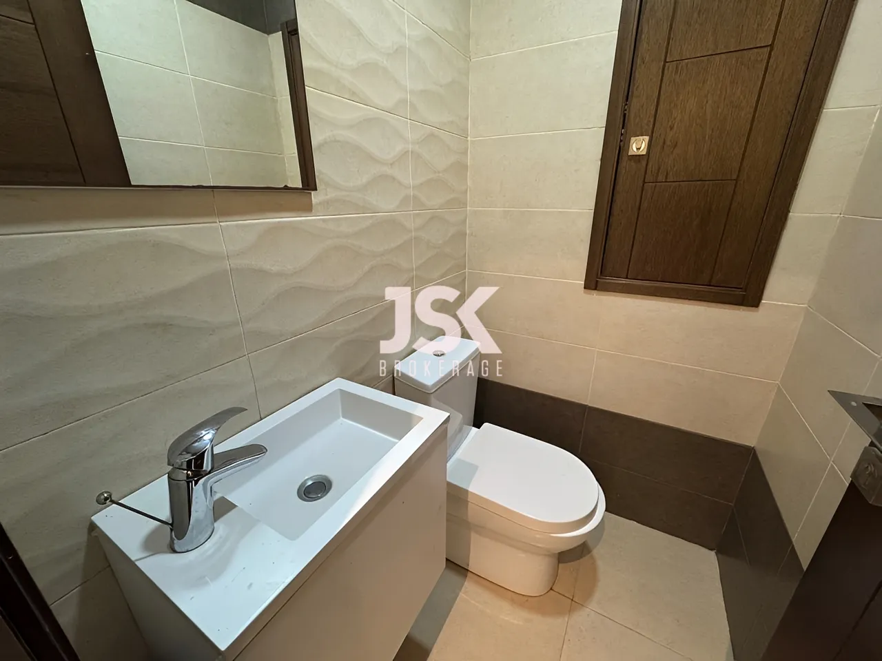 Apartment for Sale in Msaytbeh