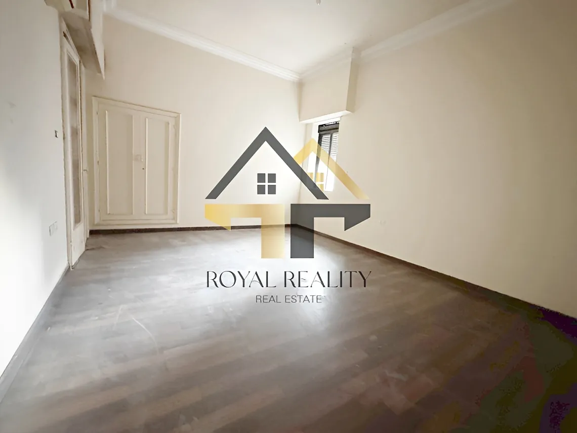 Apartment for sale in Hamra