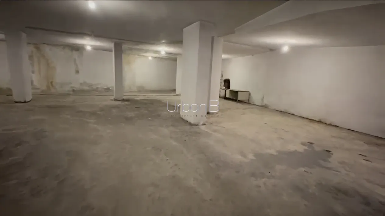 Warehouse for rent in Ain el tineh, beirut, lebanon