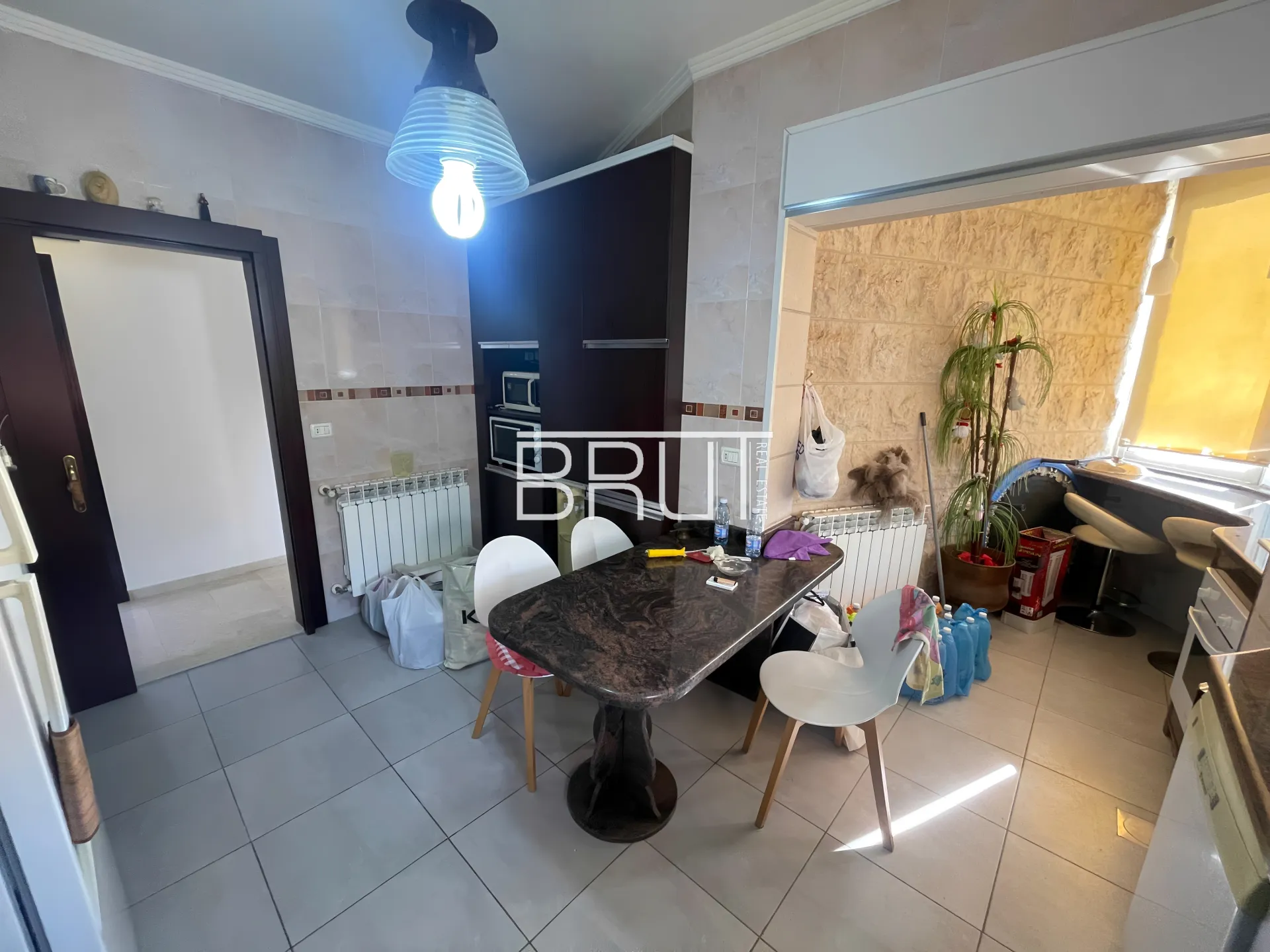 Apartment for Sale in Ballouneh