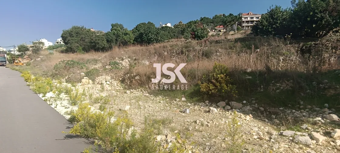 Land for Sale in Adma w Dafnah, Lebanon