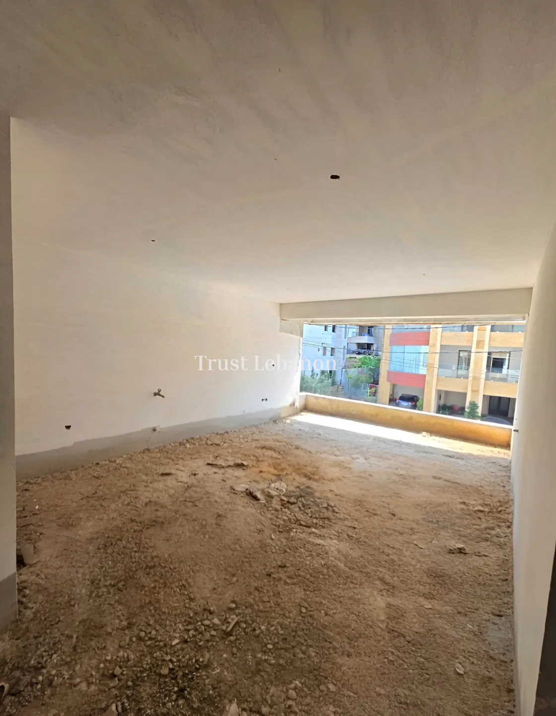 Apartment for sale in Qornet El Hamra, Lebanon