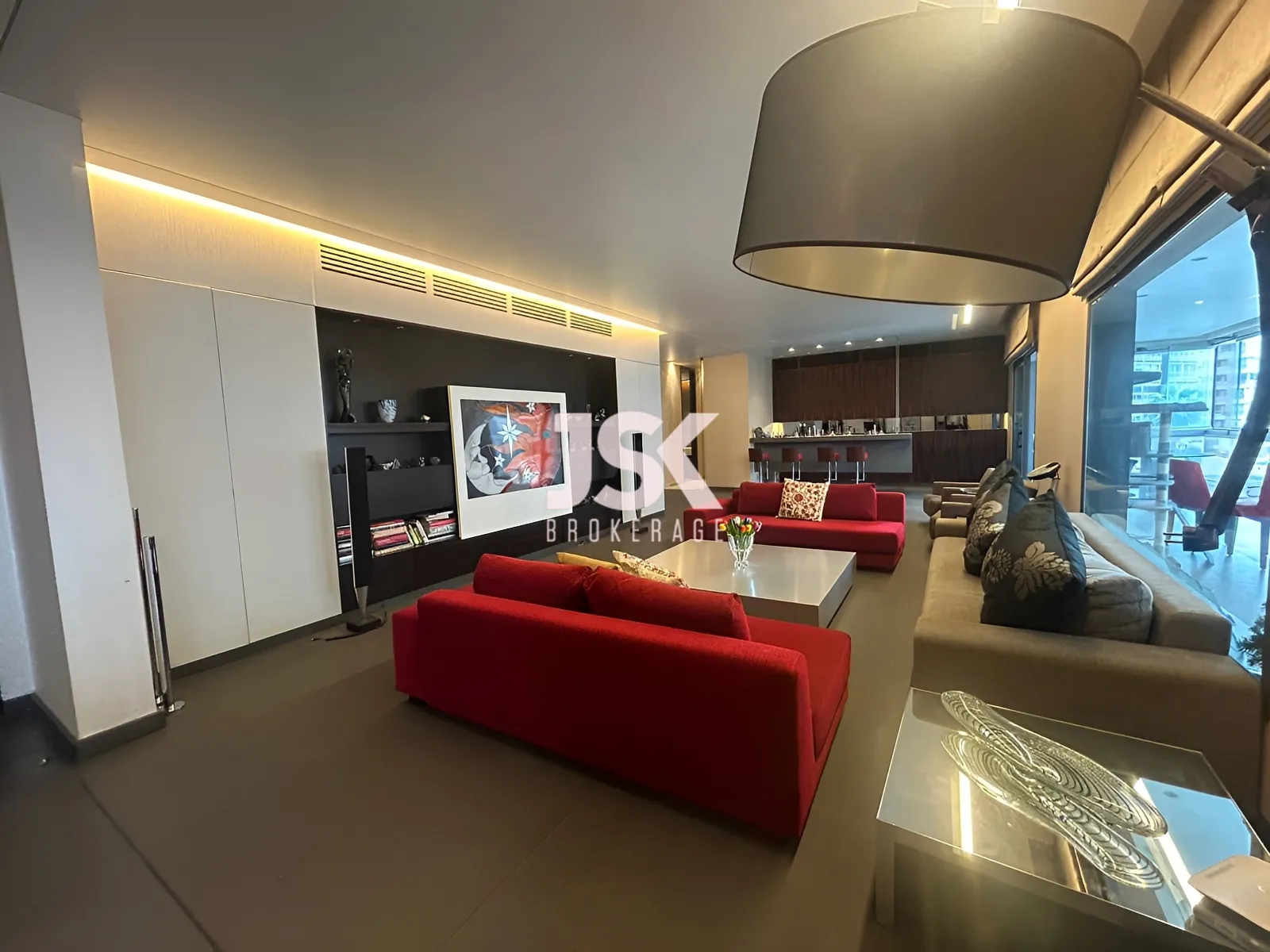 Apartment for Sale in Ain Al Tineh - 3 bed, 4 bath